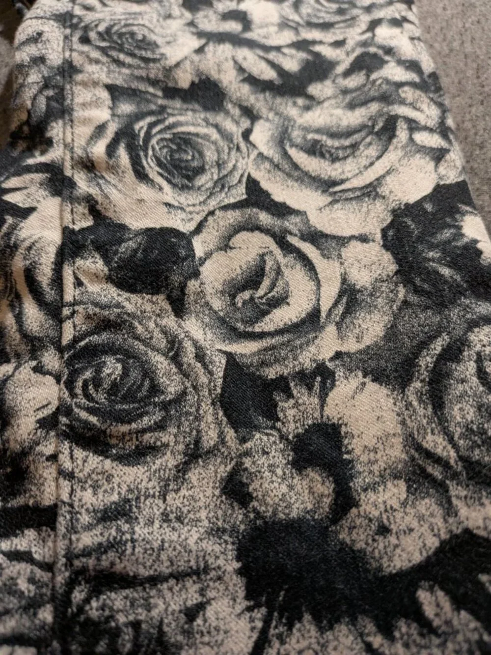 Justice Premium Girls Size 7R Black White Rose Floral Print Skinny Jeans Pants